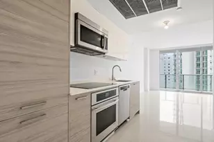 1300 Brickell Bay Dr, Miami, FL 33131 - Photo 43