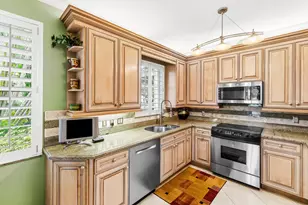 6244 Graycliff Dr, Boca Raton, FL 33496 - Photo 7