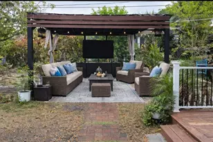 1761 SW Monterrey Ln, Port Saint Lucie, FL 34953 - Photo 13