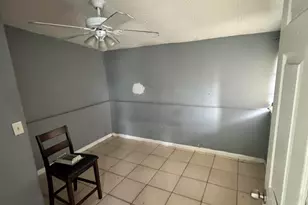 243 NE 39th Ct, Deerfield Beach, FL 33064 - Photo 5