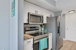 1670 N 42ND Cir, Vero Beach, FL 32967 - Photo 9