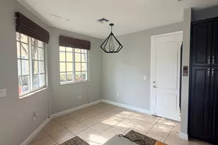 7644 Foxcroft Ln, Davie, FL 33328 - Photo 9