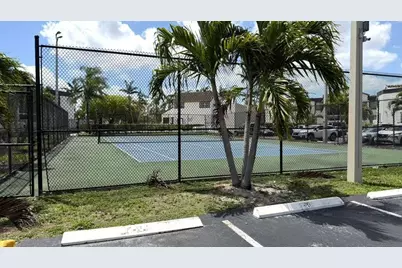 9711 Fontainebleau Boulevard #D105, Miami, FL 33172 - Photo 9