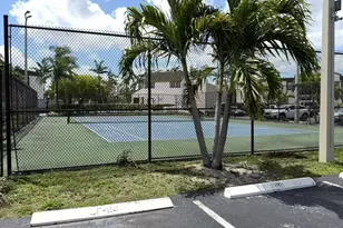 9711 Fontainebleau Blvd, Miami, FL 33172 - Photo 17