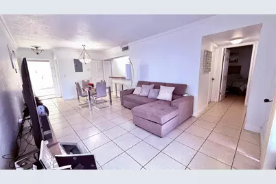 9711 Fontainebleau Boulevard #D105, Miami, FL 33172 - Photo 9