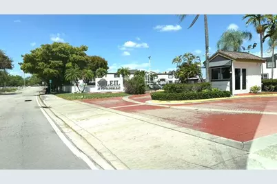 9711 Fontainebleau Boulevard #D105, Miami, FL 33172 - Photo 13