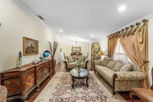 2099 Greenview Cove Dr, Wellington, FL 33414 - Photo 11