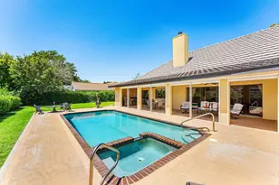 2099 Greenview Cove Dr, Wellington, FL 33414 - Photo 41