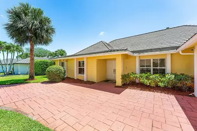 2099 Greenview Cove Drive, Wellington, FL 33414 - Photo 3