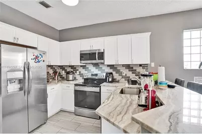 4824 NW 19th Street, Coconut Creek, FL 33063 - Photo 3
