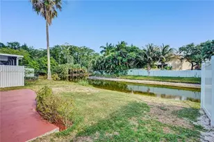 4824 NW 19th St, Coconut Creek, FL 33063 - Photo 11