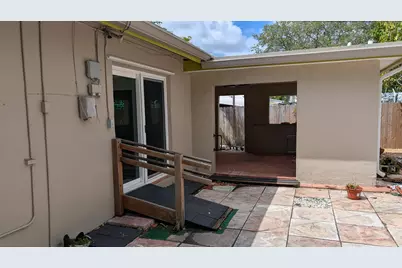 2361 SW 15th Court, Fort Lauderdale, FL 33312 - Photo 15