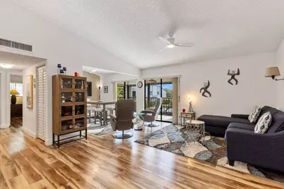 15449 Lakes Of Delray Boulevard, Delray Beach, FL 33484 - Photo 7