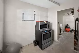 5300 Washington, Hollywood, FL 33021 - Photo 5