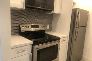 13455 SW 9th Ct, Pembroke Pines, FL 33027 - Photo 9