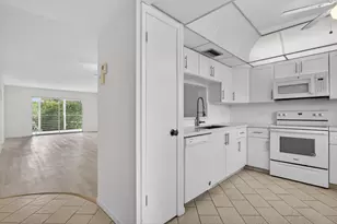 3306 Aruba Way, Coconut Creek, FL 33066 - Photo 3