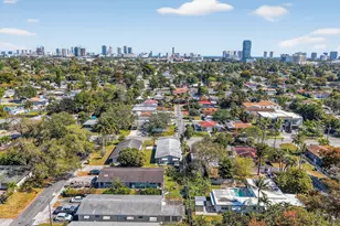 708 SW 7th Ave, Hallandale Beach, FL 33009 - Photo 39