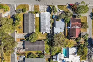 708 SW 7th Ave, Hallandale Beach, FL 33009 - Photo 41