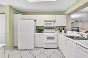 9537 Weldon Cir, Tamarac, FL 33321 - Photo 7
