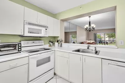 9537 Weldon Circle #I213, Tamarac, FL 33321 - Photo 7