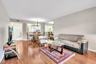 9537 Weldon Cir, Tamarac, FL 33321 - Photo 11