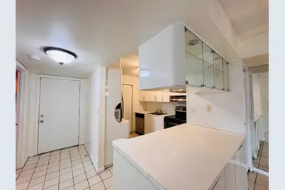 20681 NE 4th Place #105, Miami, FL 33179 - Photo 11