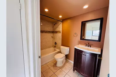 20681 NE 4th Place #105, Miami, FL 33179 - Photo 5