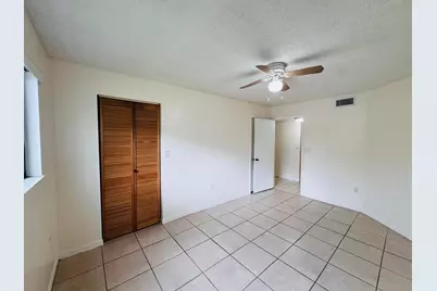 20681 NE 4th Place #105, Miami, FL 33179 - Photo 17