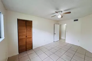 20681 NE 4th Pl, Miami, FL 33179 - Photo 17