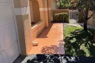 1311 Seagrape Cir, Weston, FL 33326 - Photo 1