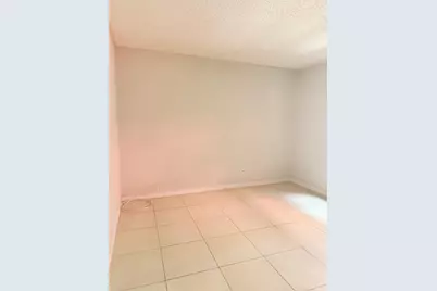 1750 W 46th Street #222, Hialeah, FL 33012 - Photo 21