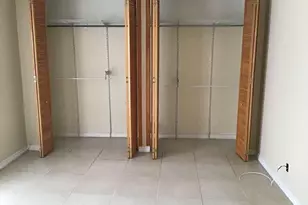 1750 W 46th St, Hialeah, FL 33012 - Photo 15