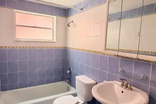 1750 W 46th St, Hialeah, FL 33012 - Photo 27