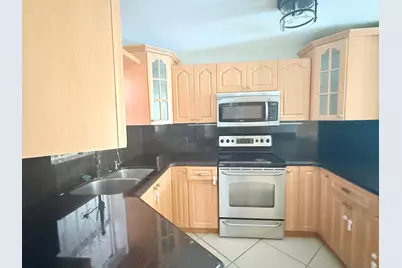 1750 W 46th Street #222, Hialeah, FL 33012 - Photo 9