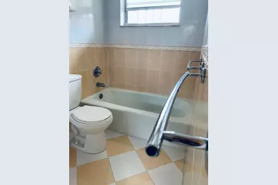 1750 W 46th Street #222, Hialeah, FL 33012 - Photo 23