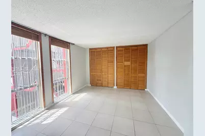 1750 W 46th Street #222, Hialeah, FL 33012 - Photo 17
