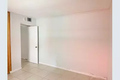 1750 W 46th Street #222, Hialeah, FL 33012 - Photo 25