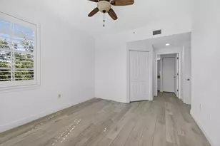 5301 Myrtlewood Cir E, Palm Beach Gardens, FL 33418 - Photo 13