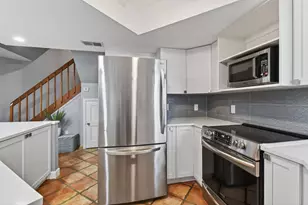 170 Seabreeze Cir, Jupiter, FL 33477 - Photo 15