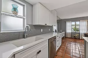 170 Seabreeze Cir, Jupiter, FL 33477 - Photo 15