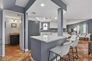 170 Seabreeze Cir, Jupiter, FL 33477 - Photo 13