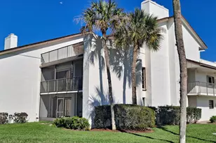 3500 Twin Lakes Terrace, Fort Pierce, FL 34951 - Photo 3