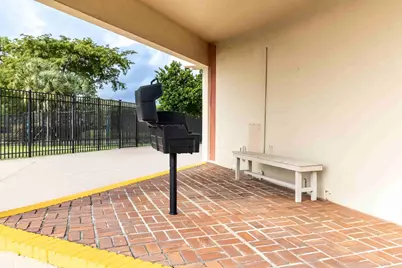 2800 Sunrise Lakes Drive W #Apt 301, Sunrise, FL 33322 - Photo 11