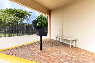 2800 Sunrise Lakes Dr W, Sunrise, FL 33322 - Photo 11