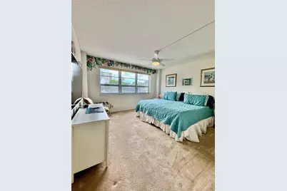 133 N Pompano Beach Boulevard #108, Pompano Beach, FL 33062 - Photo 17