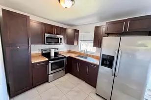 1990 SW 9th St, Fort Lauderdale, FL 33312 - Photo 3