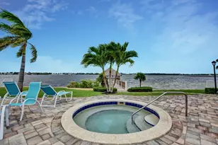 8200 Lakeshore Dr, Hypoluxo, FL 33462 - Photo 9