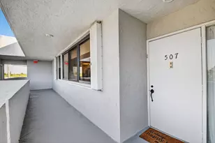 8200 Lakeshore Dr, Hypoluxo, FL 33462 - Photo 21