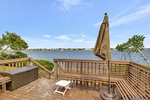 8200 Lakeshore Dr, Hypoluxo, FL 33462 - Photo 53