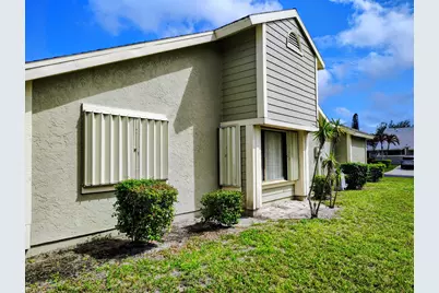 1501 SE Dewberry Court, Port Saint Lucie, FL 34952 - Photo 3